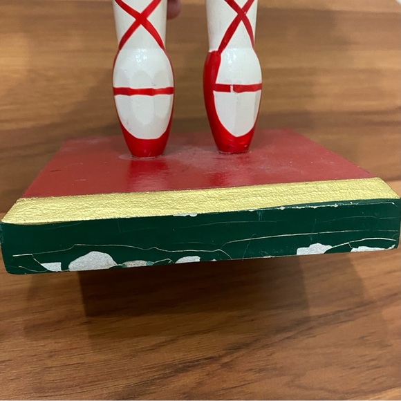 2007 Limited Edition Ballerina Nutcracker Holding Toy Soldier 14” Nutcracker - Picture 15 of 16